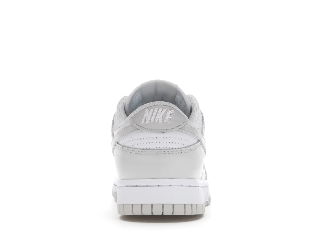 Nike Dunk Low Photon Dust (Damen)