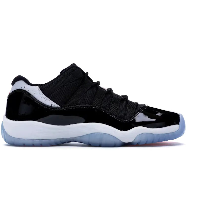 Jordan 11 Retro Low Infrared 23 (GS) - vue 360