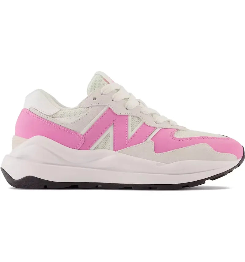 New Balance 57/40 Barbie (Women's) - vue 360