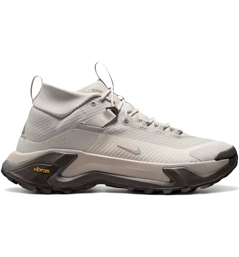 Nike ACG Zegama Hike Cream Light Orewood Brown - vue 360