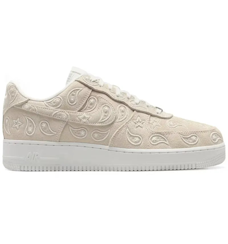 Nike Air Force 1 Low All-Over Paisley Summit White - vue 360