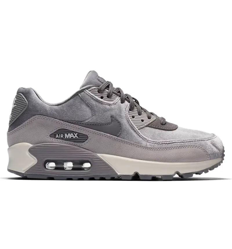 Nike Air Max 90 Velvet Gunsmoke (Women's) - vue 360