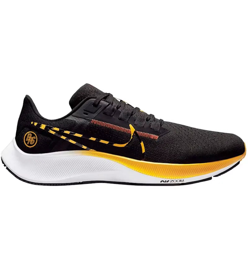 Nike Air Zoom Pegasus 38 Black University Gold - vue 360