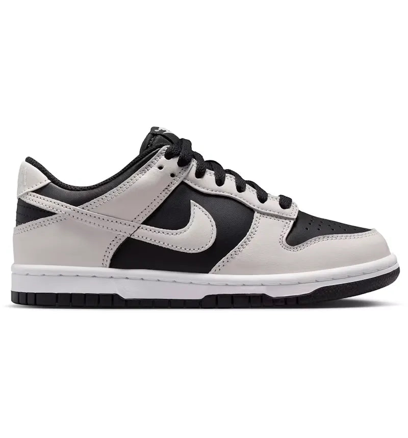 Nike Dunk Low Black Platinum Tint White (GS) - vue 360