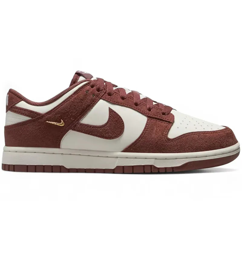 Nike Dunk Low Red Sepia Gold Mini Swoosh (Women's) - vue 360