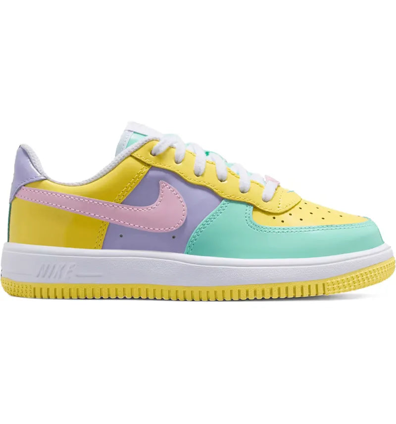 Nike Force 1 Low Easter (2026) (PS) - vue 360
