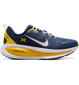 Nike Vomero 18 Michigan - authentic Nike sneakers
