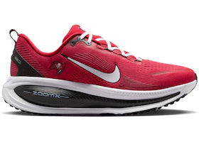 Nike Vomero 18 Tampa Bay Buccaneers - vue 360