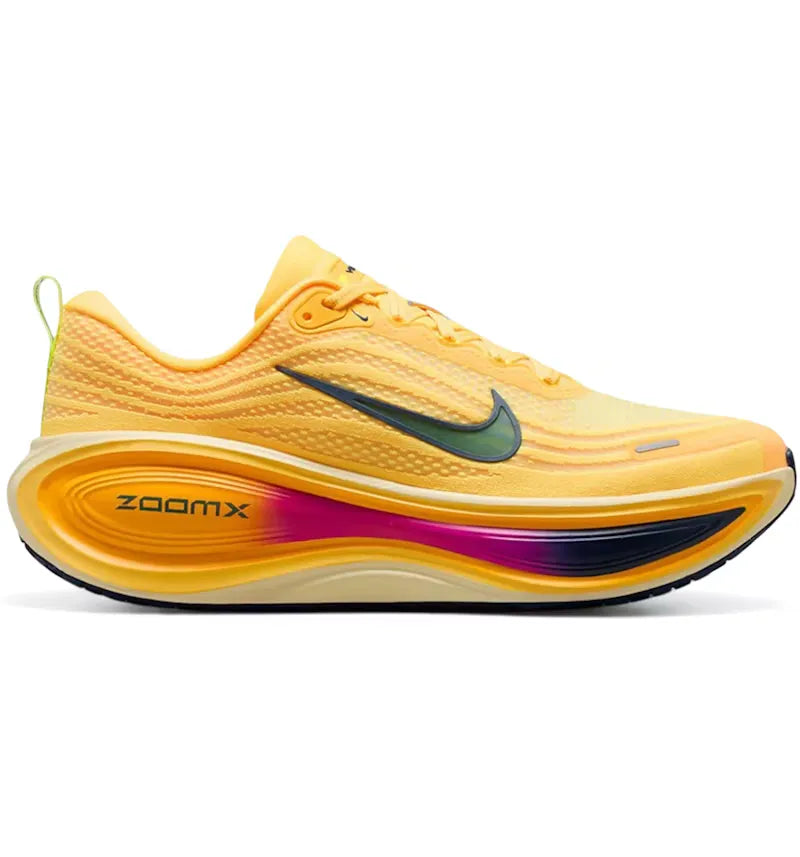Nike Vomero Plus Citron Pulse Laser Orange - vue 360