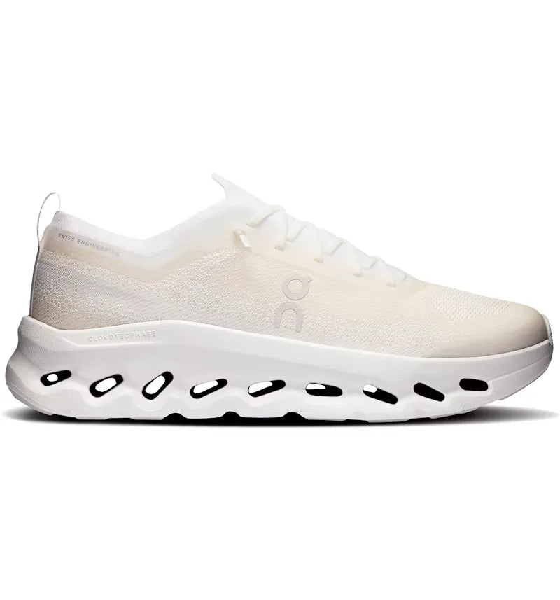 On Running Cloudtilt Moon Zendaya White Frost (Women's) - vue 360