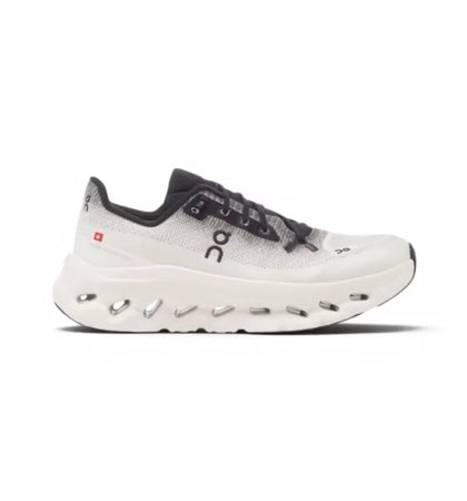 On Womens Cloudtilt Sneakers White/Ivory - authentic On sneakers