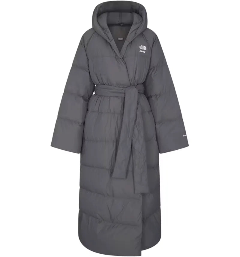 SKIMS x The North Face Nuptse Wrap Parka Gunmetal - vue 360