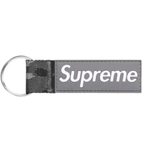 Supreme Webbing Keychain Snow Camo